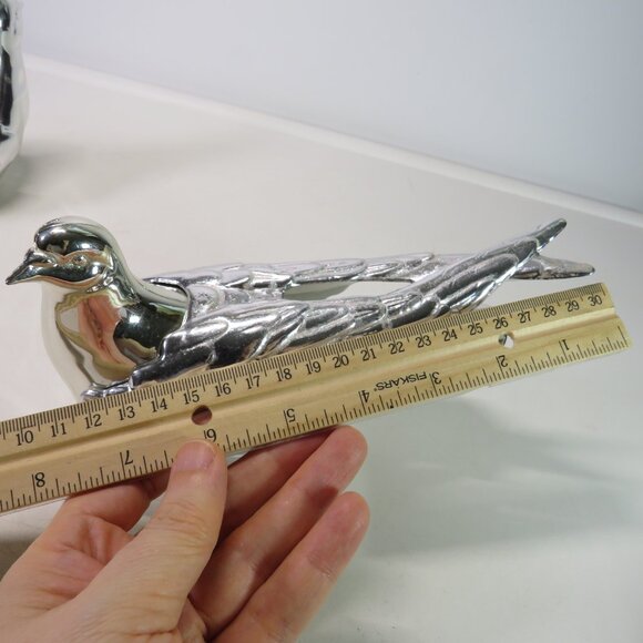 Silver (2) Birds with mirror finish, iridescent glitter in embossed areas - Picture 6 of 12